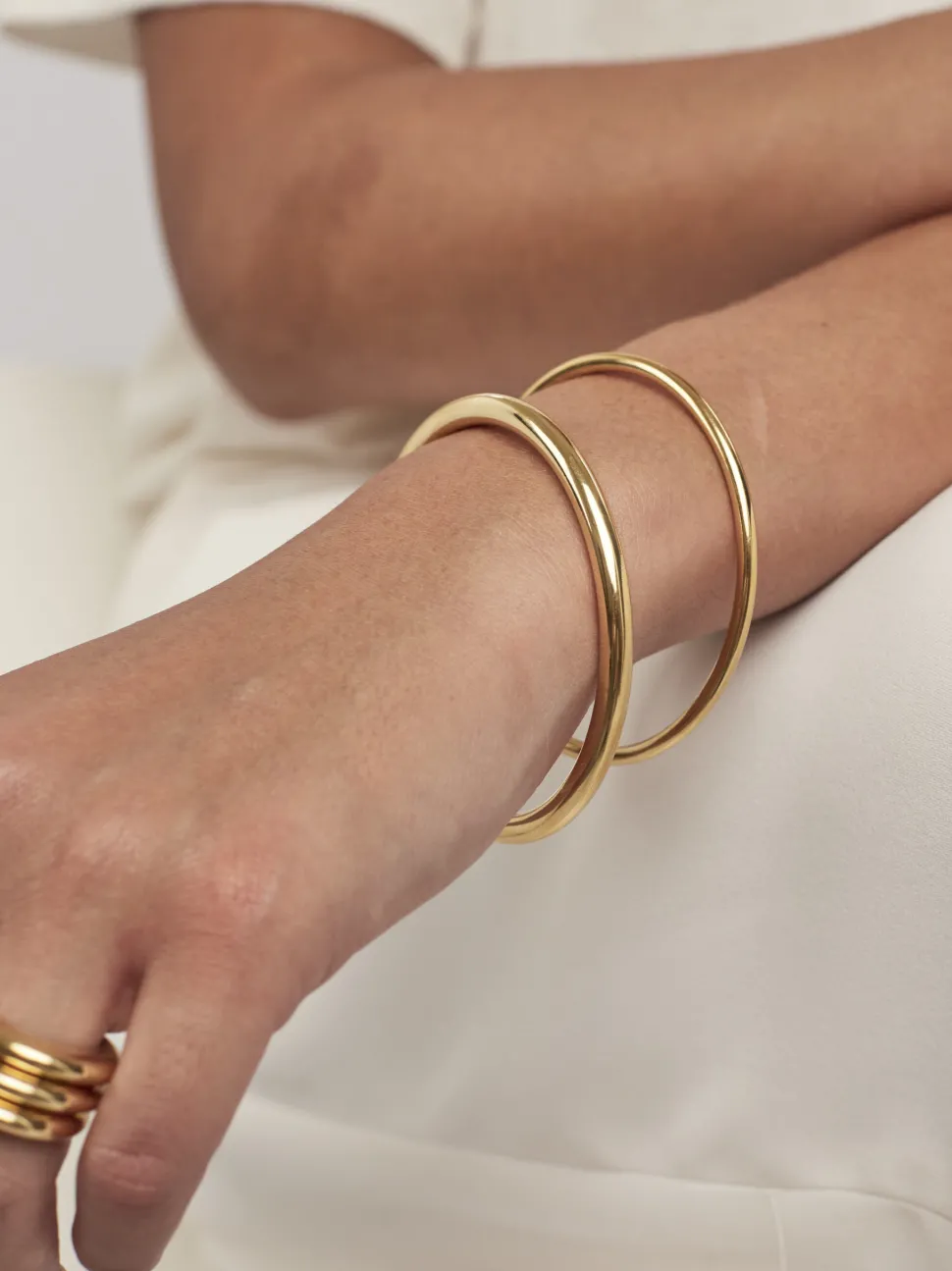 Gold Plain Bangle Set