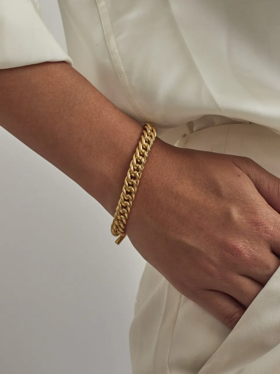 Slim Gold Curb Link Bracelet