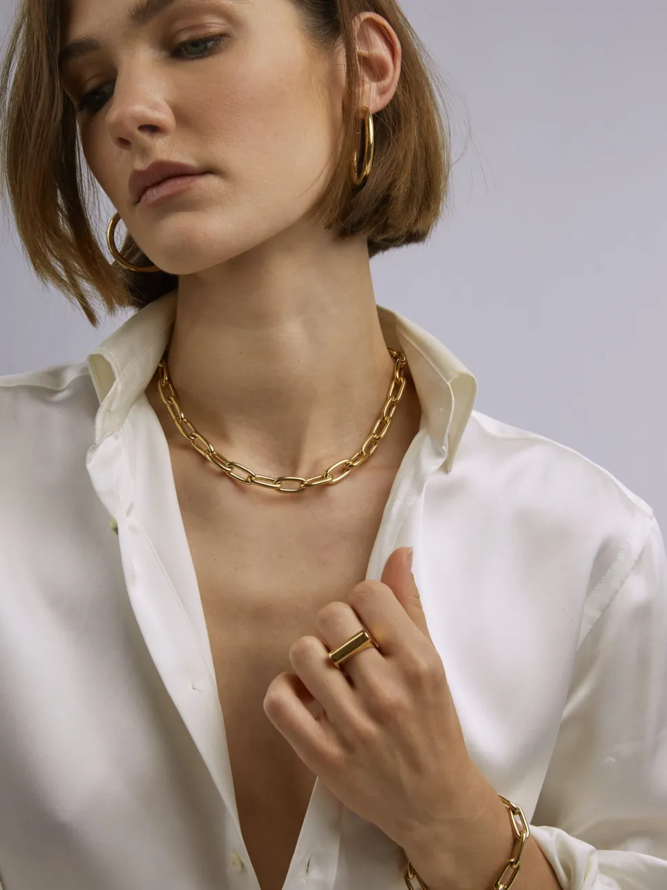 Small Gold Oval Linked Set