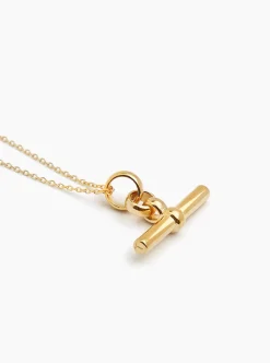 Small Gold T-Bar On Trace Chain