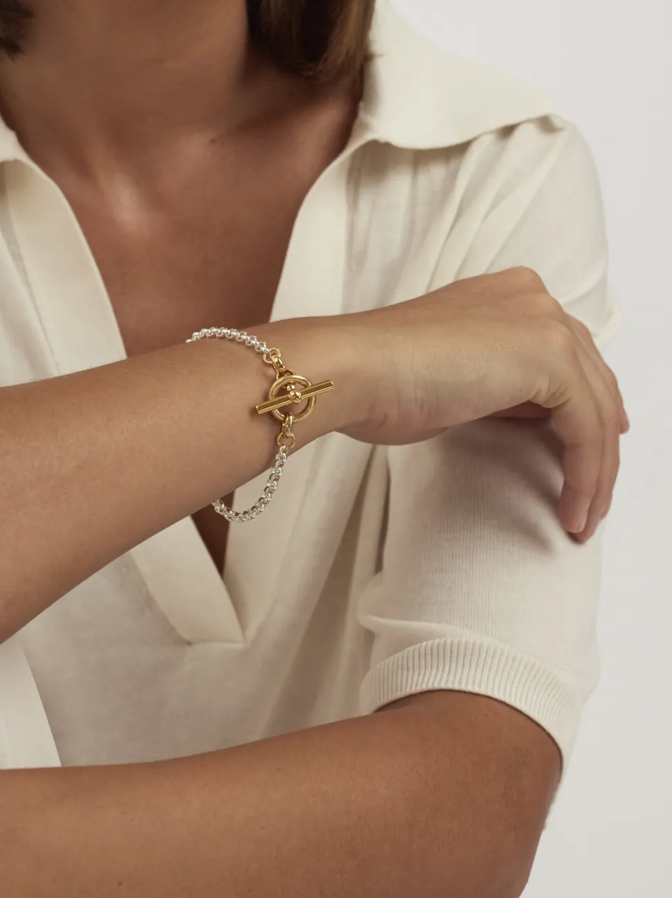 Small Silver and Gold T-bar Clasp on Belcher Chain Bracelet