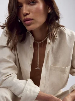 Small Silver T-Bar Clasp Curb Link Necklace