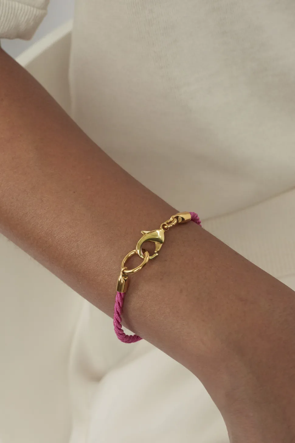 Tilly Sveaas Fuchsia Gold Friendship Bracelet